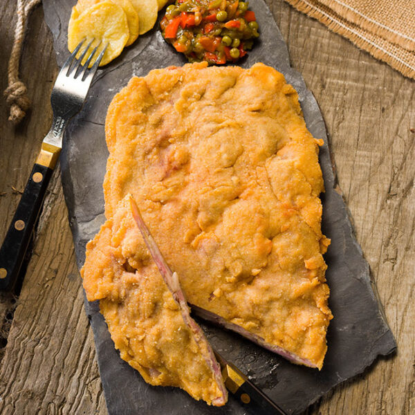 Cachopo asturiano de ternera relleno de beicon y queso