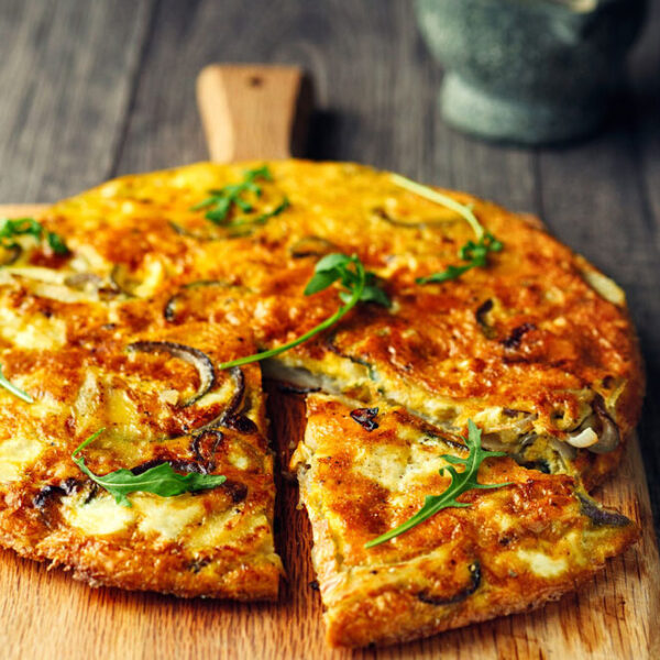 Tortilla de patatas con jamón y queso